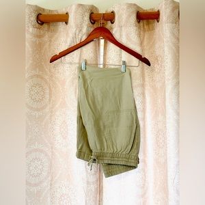 Old Navy Linen Khaki Capri